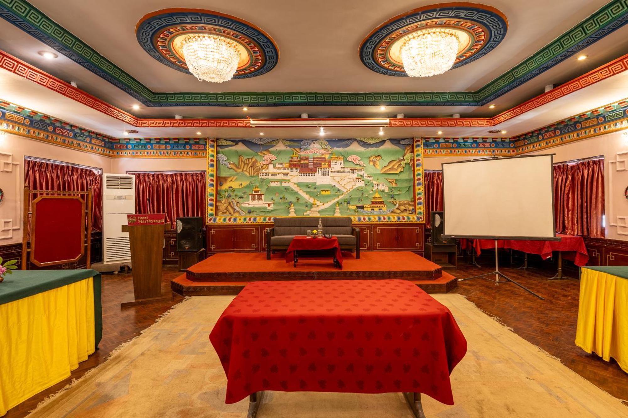 Hotel Marshyangdi Katmandu Eksteriør bilde